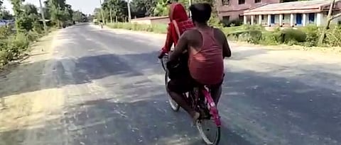 15-year-old Jyoti Kumari gets CFI recognition after cycling for seven days