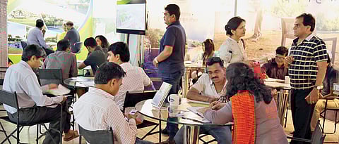 Sakal Vastu-Plotting expo received immense footfall