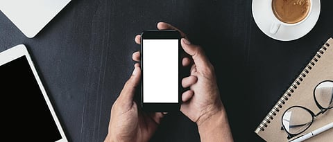 iPhones, MacBook fall prey to a serious bug causing crashes