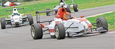 Kumar, Narendran score fluent victories