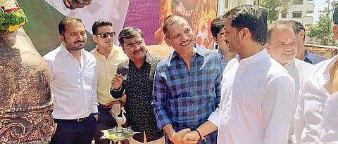 Curtains down on poll campaign in Maval, Shirur