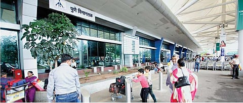 Parking in arrival area of Pune airport may pinch your pocket