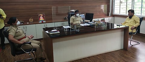 Pune: Suspects involved in 17-year-old girl murder case have political backing, say girl’s parents