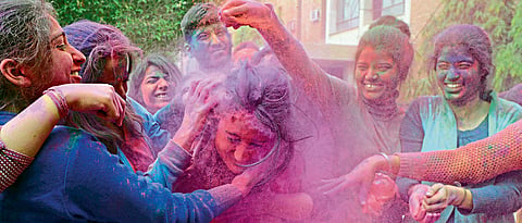 Docs advise caution during Holi festivities