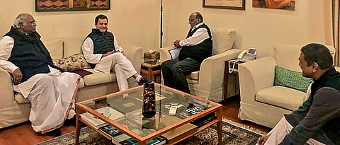 LS polls: Rahul, Pawar meet over seat-sharing in Maharashtra