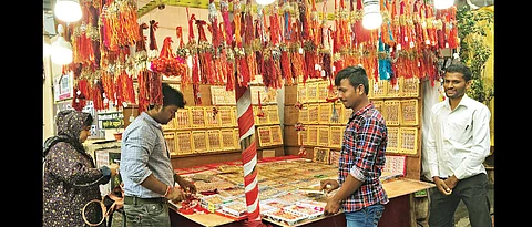 Rakhi rates soar despite no GST