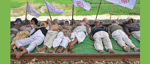 Farmers lift blockade from Amritsar-Delhi rail track