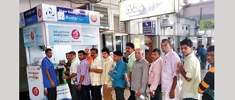 Water vending machines at Pune station a hit