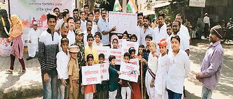 Children raise their voices in favour of Jadhav