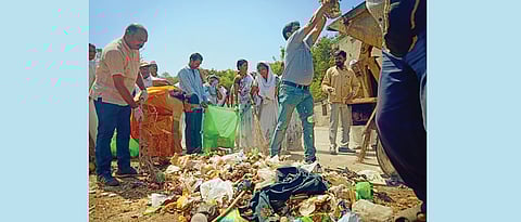 Cleanliness drive held in Alandi Devachi