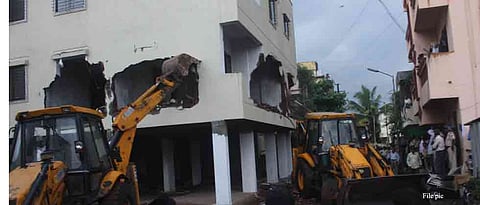 Relief plan for small illegal homes