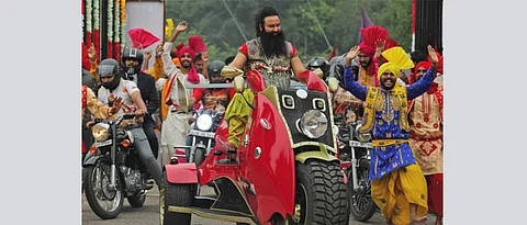Luxury car, old notes seized from Dera; 'Gufa' searched