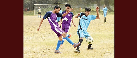 Vardha and Sonawane score as Mathew FC wins on the trot