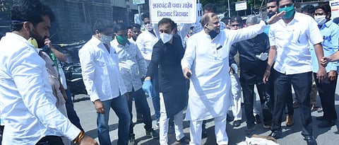 Pune: NCP workers protest against Padalkar over Sharad Pawar remarks