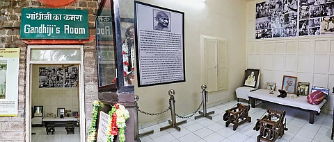 National Institute of Naturopathy Founder Helped Mahatma Gandhi Emerge Stronger From His Long Fasts