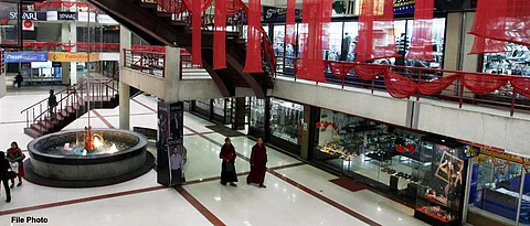 Retailers continue to witness 67 per cent fall: Survey