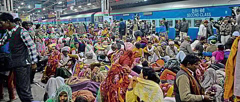 Railway stations need better management