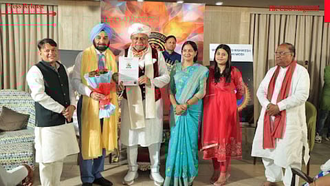 D.S. Mann Honoured as ‘Hindu King’ in Rishikesh by Rajarshi Bhupendra Modi