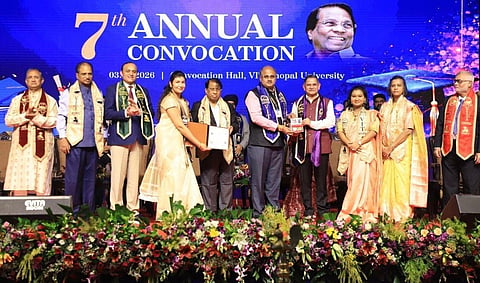VIT Bhopal University conducts 7th Annual Convocation, confers degrees on 3,571 graduates across disciplines