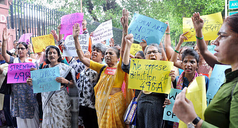 Women to the Supreme Court: “We are not liars”, protest against dilution of Section 498A