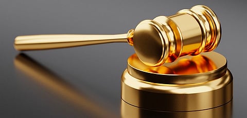 When the right to life of an alcoholic succumb to the “desperate purr” of felines