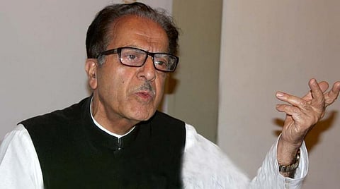 J&K Govt tells SC politician Saifuddin Soz is not detained; a barricaded Soz says he’s not free