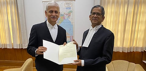 Shiv Sena versus Shiv Sena: Outgoing CJI may frame the issues to be decided by a larger bench