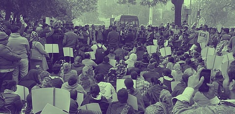 Tughlakabad residents protesting against the eviction order.