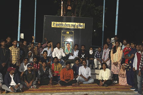 कार्यक्रम में उपस्थित छात्र।