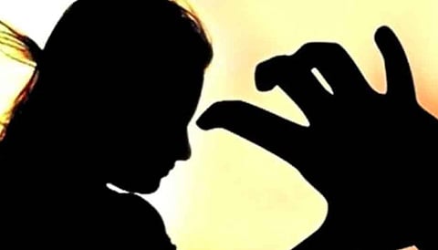 तेजस एक्सप्रेस में विदेशी महिला के साथ छेड़खानी, सिपाही गिरफ्तार