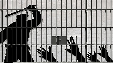 Follow up उपकारागृह में दलित बंदी मृत्यु प्रकरणः दोषी जेलकर्मियों के विरुद्ध एफआईआर दर्ज नहीं होने से समाज आक्रोशित