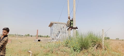 राजस्थान: ईद के लिए कपड़े लेने जा रहा था, बिजली कर्मियों की इस लापरवाही से किसान की दर्दनाक मौत!