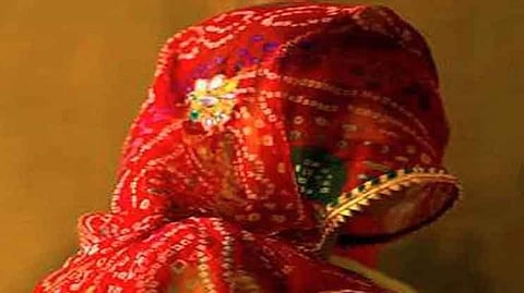 मध्य प्रदेश: नाबालिग पत्नी ने दिया बच्चे को जन्म तो पति को कोर्ट ने सुनाई 10 साल की सजा!