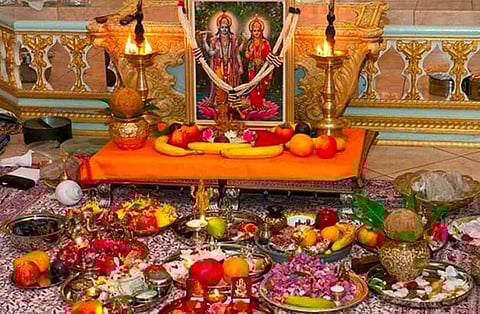 पूजन सामग्री।