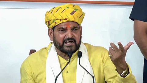 पहलवानों का विरोध प्रदर्शन: नाबालिग ने वापस नहीं लिया है यौन उत्पीड़न का मामला, पिता ने अफवाहों पर दी सफाई