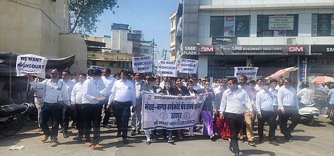 उदयपुर में चार दशक का हाई कोर्ट बेंच आंदोलन: 30-30 सालों के दुर्घटना क्लेम पेंडिंग, वंचित-आदिवासी वर्ग के बूते के बाहर महंगा न्याय