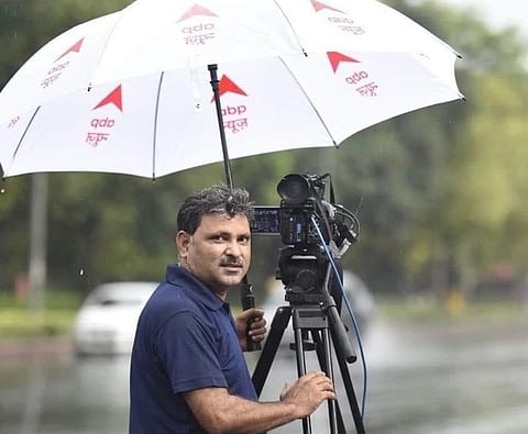 कैमरामैन अजय तिवारी