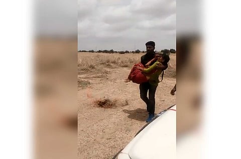 राजस्थान: युवती का अपहरण कर जबरन गोद में उठाकर आग के सामने लिए फेरे, मामला दर्ज