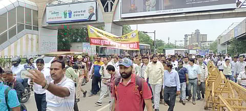 जयपुर. पत्रकार सुरक्षा कानून के लिए पैदल मार्च करते जर्नलिस्ट।