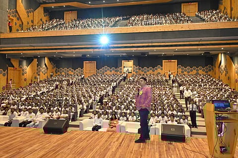 प्रदेश भर के विद्यालयों में एक साथ गुड टच-बेड टच प्रशिक्षण आयोजित कर अनूठा रिकार्ड कायम किया।