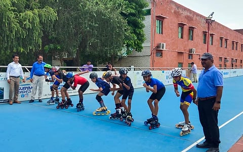 दिल्ली: स्केटिंग प्रतियोगिता में दिखाया दमखम