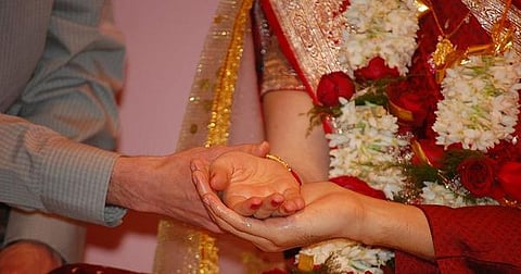 मध्य प्रदेश: अंतरजातीय विवाह प्रोत्साहन योजना को लगा 'सरकारी' अनदेखी का 'घुन'!