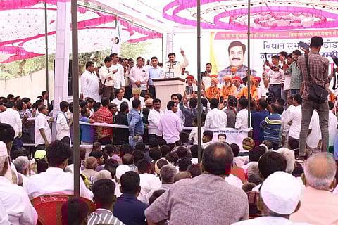 राजस्थान। नागौर के डीडवाना में भाजपा द्वारा टिकट नहीं देने के बाद निर्दलीय चुनाव मैदान में उतरे पूर्व केबिनेट मंत्री यूनुस खान।