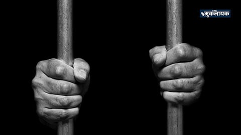 न्यूज ब्रीफ: यूपी में बाहुबली पूर्व विधायक विजय मिश्रा को गायिका से रेप केस में 15 साल की सजा