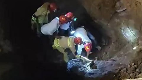 मध्य प्रदेश: 22 फीट गहरे गड्ढे में गिरा मजदूर, पांच घण्टे के रेस्क्यू के बाद भी नहीं बच सकी जान!