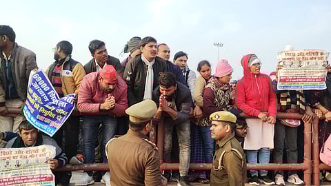 सीएम आवास का घेराव करने पहुंचे शिक्षक भर्ती अभ्यर्थी