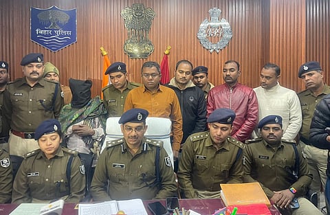 बिहार: लकड़ी बीनने गई दलित किशोरियों से क्रूरता के मामले में आरोपी गिरफ्तार, जानिए क्या था मामला?