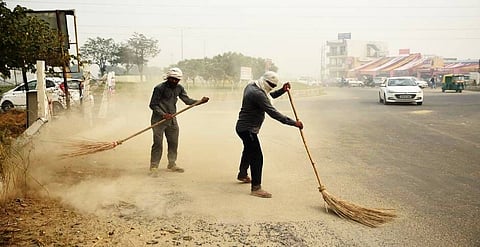 राजस्थान: 24956 पदों पर सफाई कर्मचारियों की भर्ती को हरी झंडी, लेकिन चयन प्रक्रिया में हुए ये महत्वपूर्ण बदलाव..