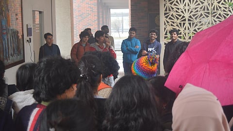 'राम के नाम' फिल्म पर अशोका यूनिवर्सिटी में क्यों छिड़ा विवाद?