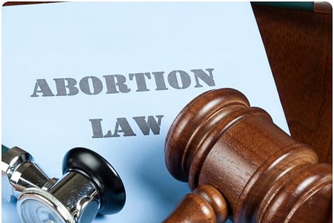 Explained: गर्भपात का अधिकार, क्यों जानना जरूरी है यह महिलाओं के लिए ?